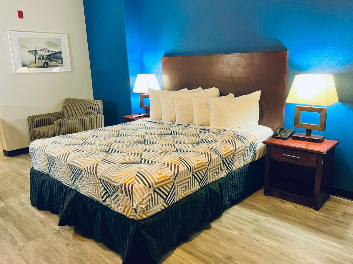 Motel Baymont By Wyndham Ridgecrest Esterno foto