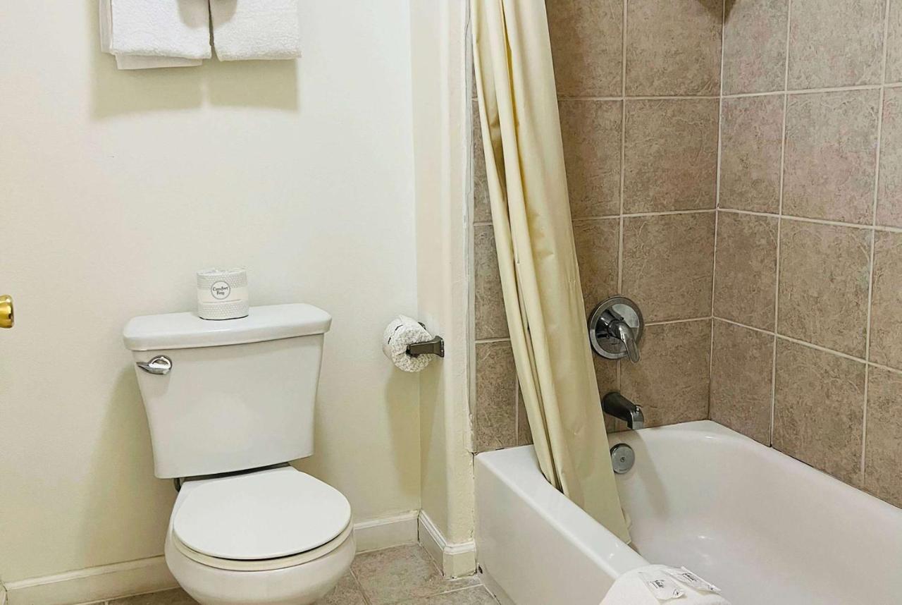 Motel Baymont By Wyndham Ridgecrest Esterno foto